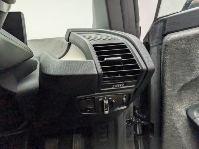 2025 BMW I3