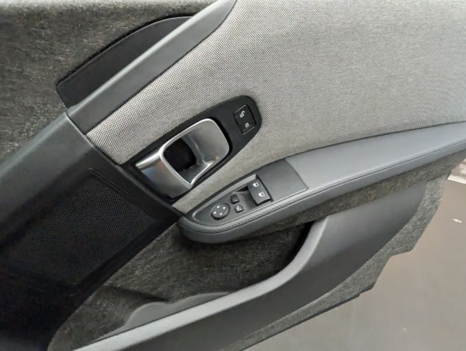 2025 BMW I3