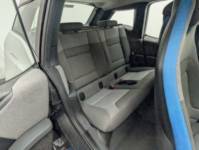 2025 BMW I3