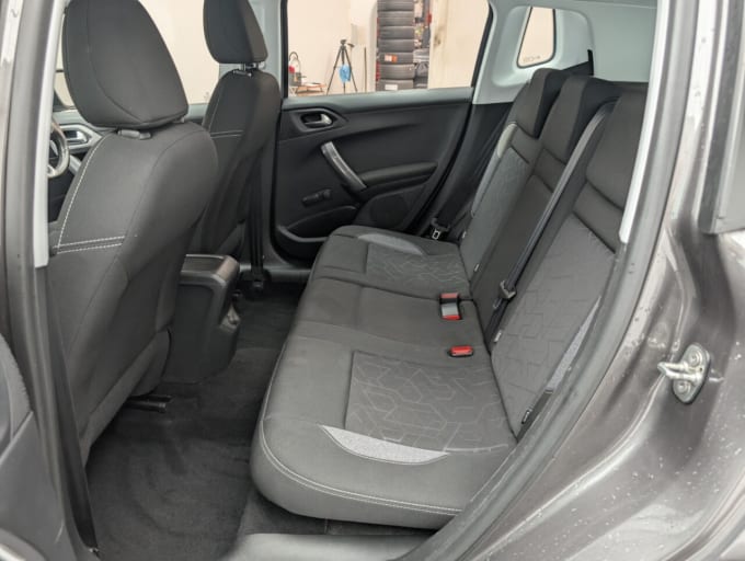 2025 Peugeot 2008