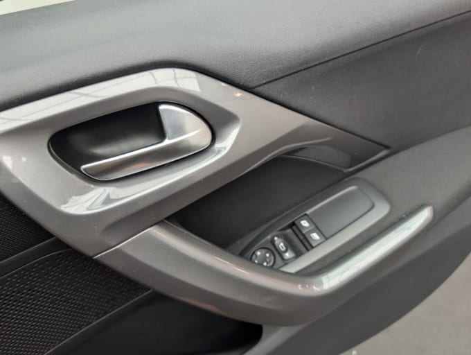 2025 Peugeot 2008