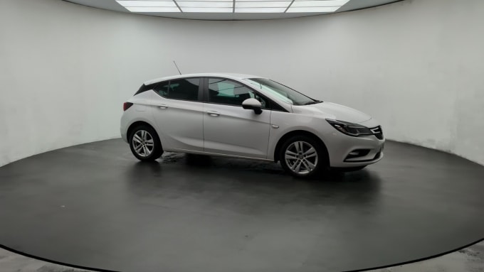 2025 Vauxhall Astra