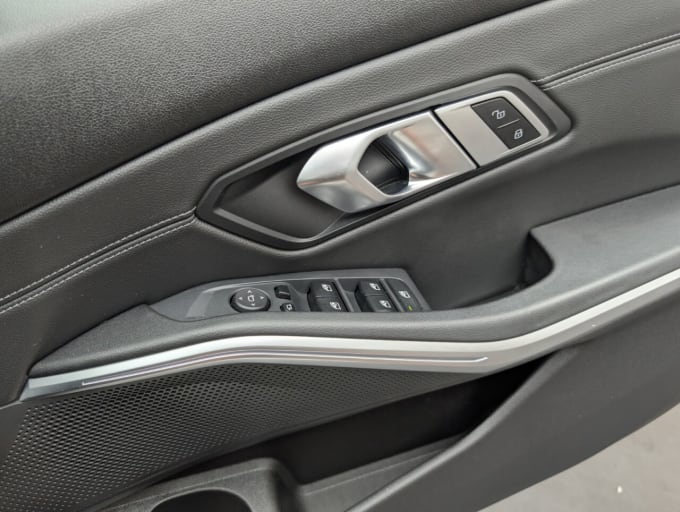 2025 BMW 3 Series