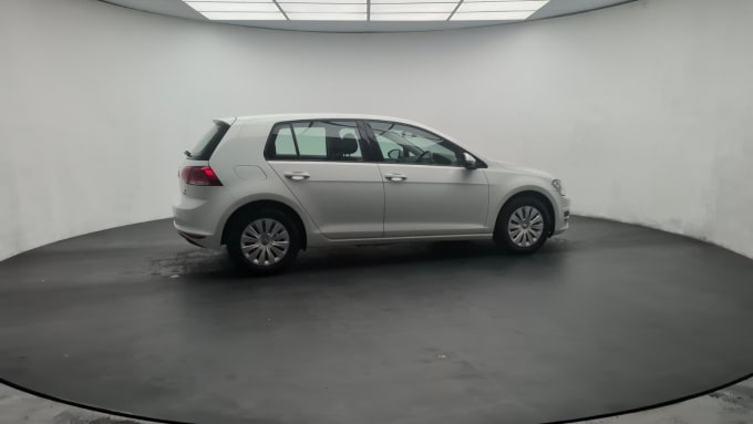 2025 Volkswagen Golf