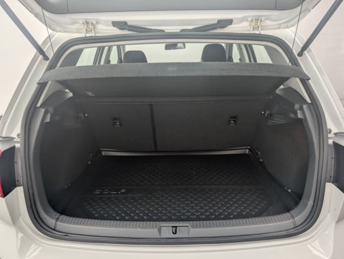 2025 Volkswagen Golf