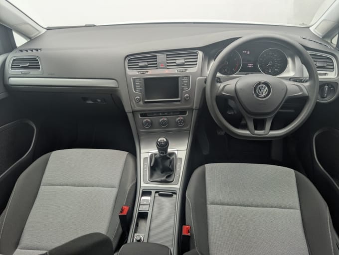 2025 Volkswagen Golf