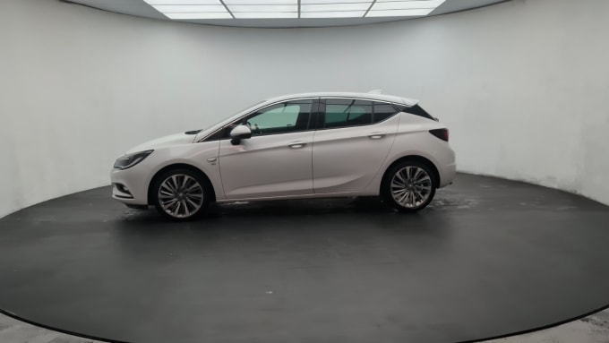 2025 Vauxhall Astra