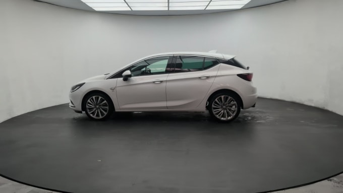 2025 Vauxhall Astra