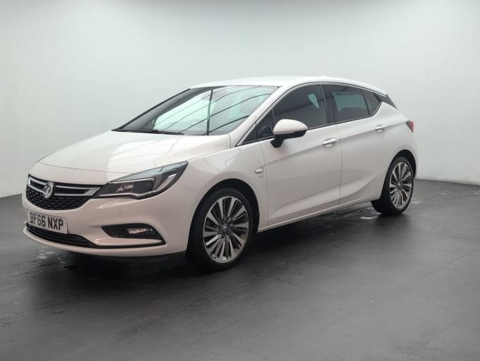 2025 Vauxhall Astra