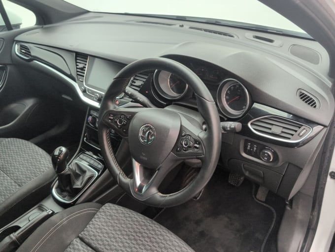 2025 Vauxhall Astra