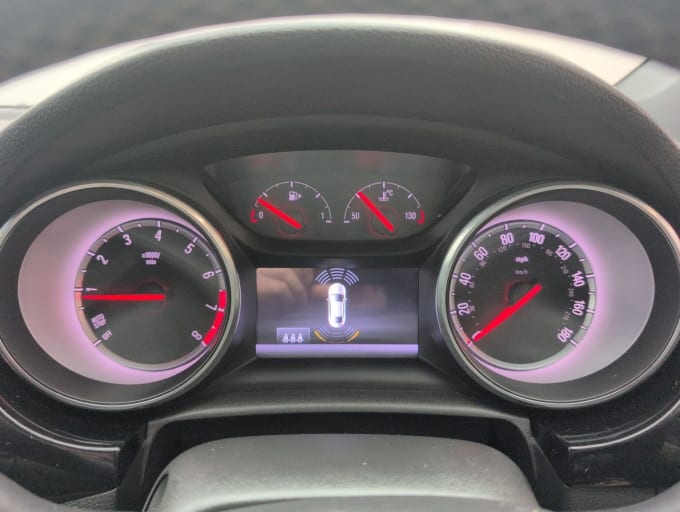 2025 Vauxhall Astra
