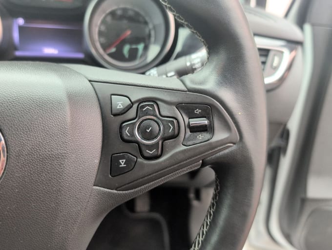 2025 Vauxhall Astra