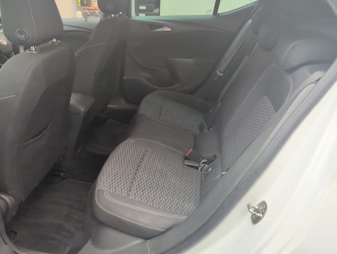 2025 Vauxhall Astra