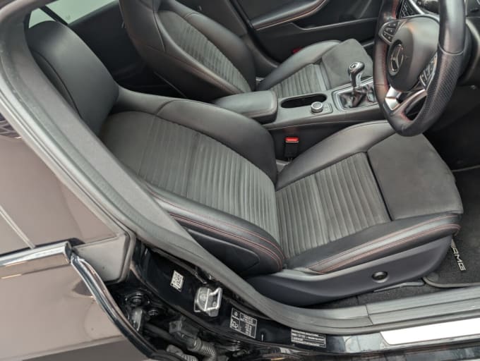 2025 Mercedes-benz Cla