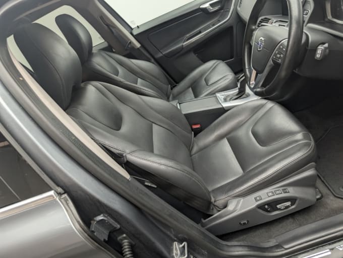 2025 Volvo Xc60