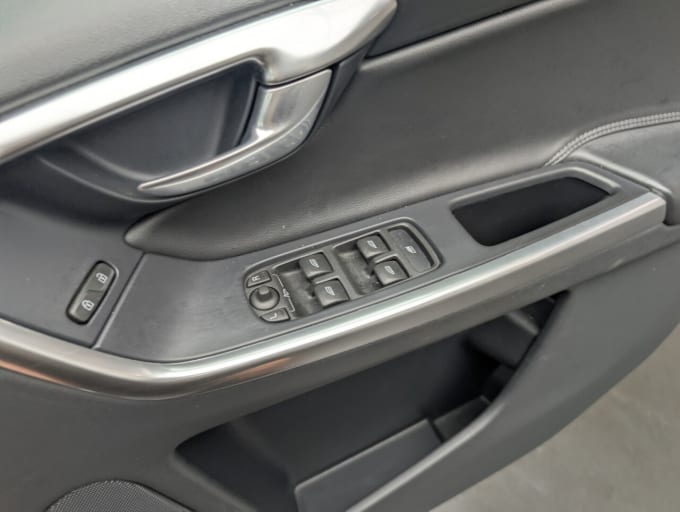 2025 Volvo Xc60