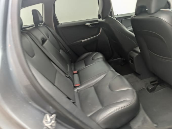 2025 Volvo Xc60