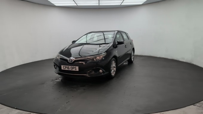 2025 Toyota Auris