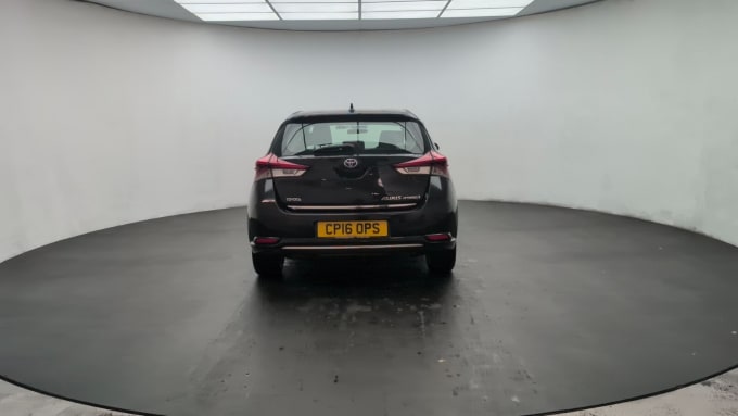 2025 Toyota Auris