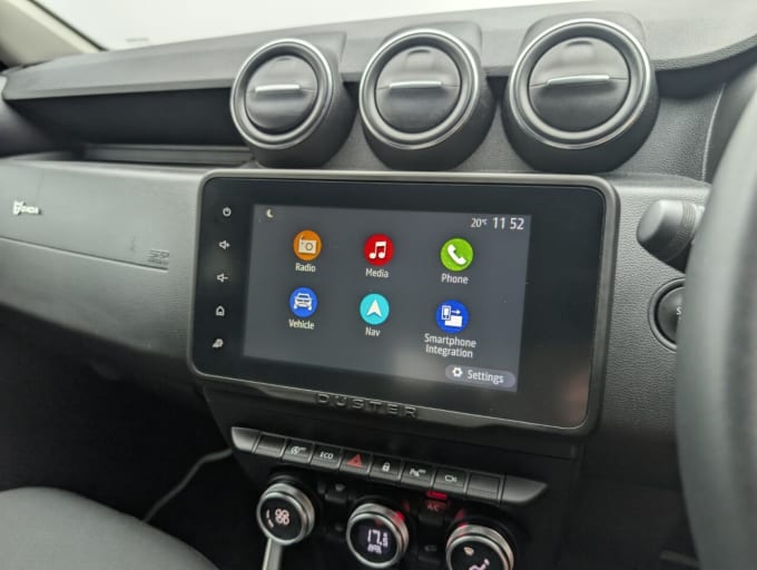 2025 Dacia Duster