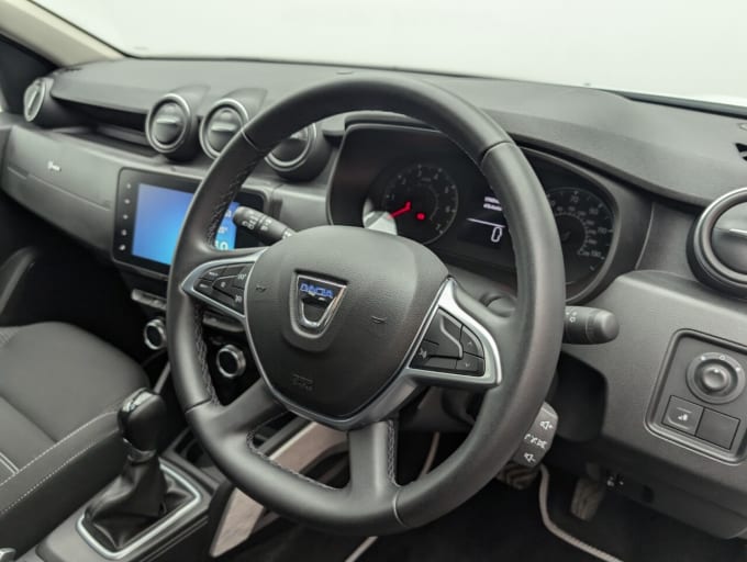2025 Dacia Duster
