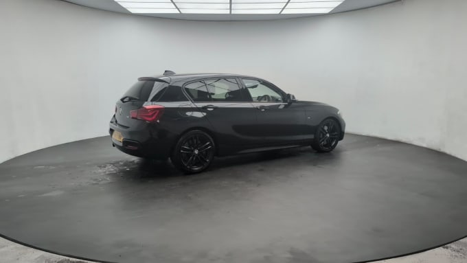 2025 BMW 1 Series