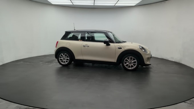 2025 Mini Hatch