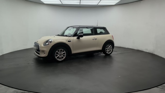 2025 Mini Hatch