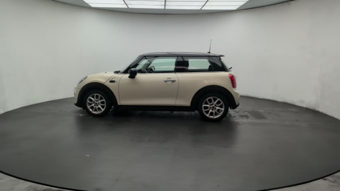2025 Mini Hatch