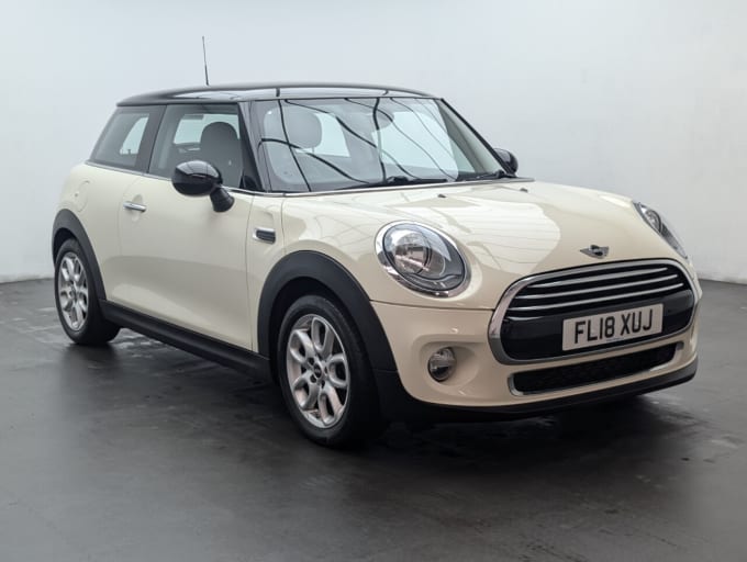 2025 Mini Hatch