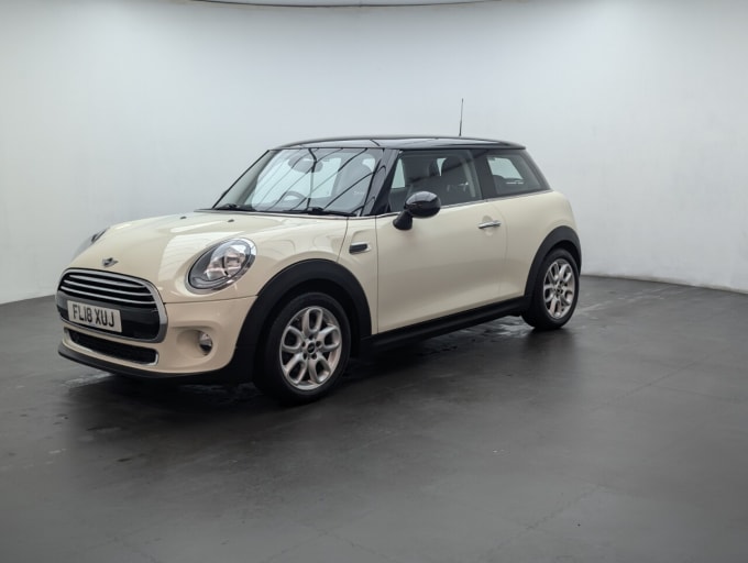 2025 Mini Hatch