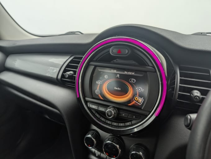 2025 Mini Hatch
