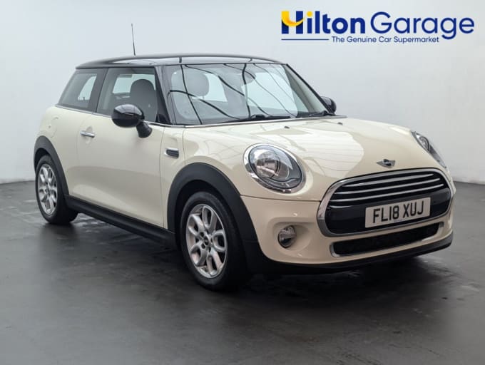 2025 Mini Hatch