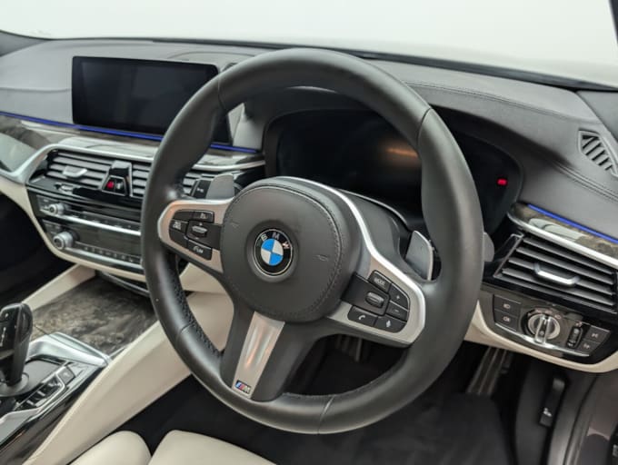 2019 BMW 5 Series