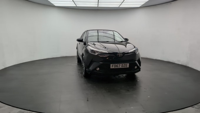 2025 Toyota C-hr