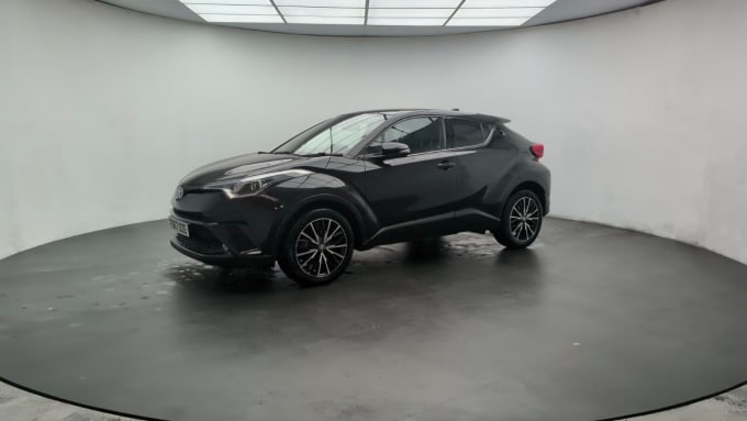 2025 Toyota C-hr