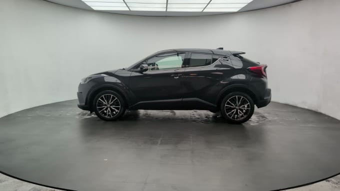 2025 Toyota C-hr