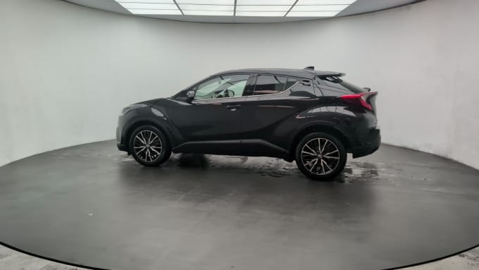 2025 Toyota C-hr