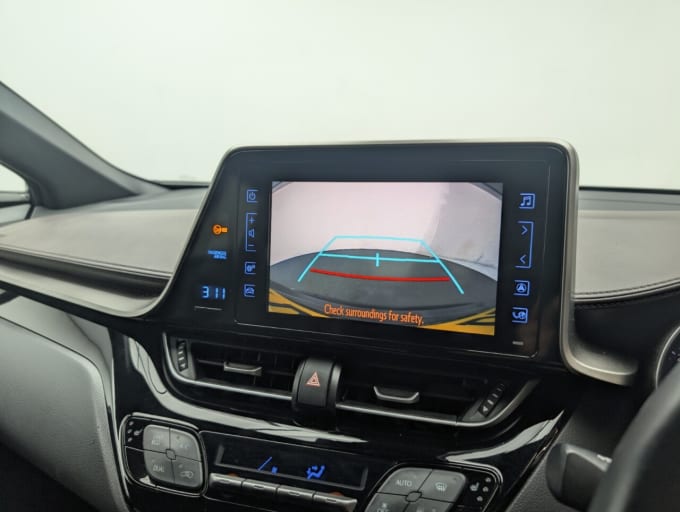 2025 Toyota C-hr
