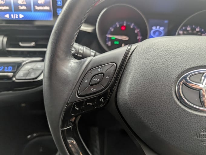 2025 Toyota C-hr
