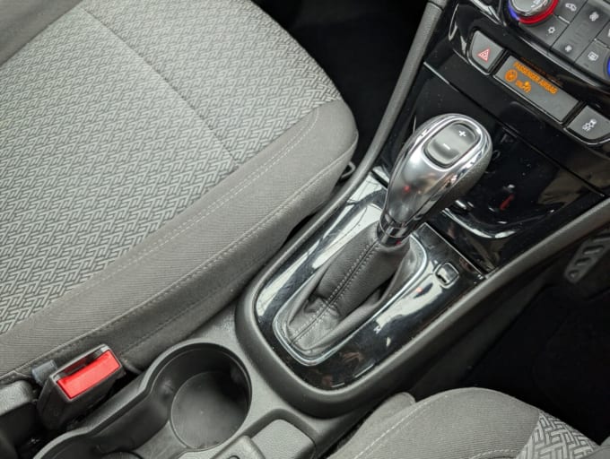 2025 Vauxhall Mokka X