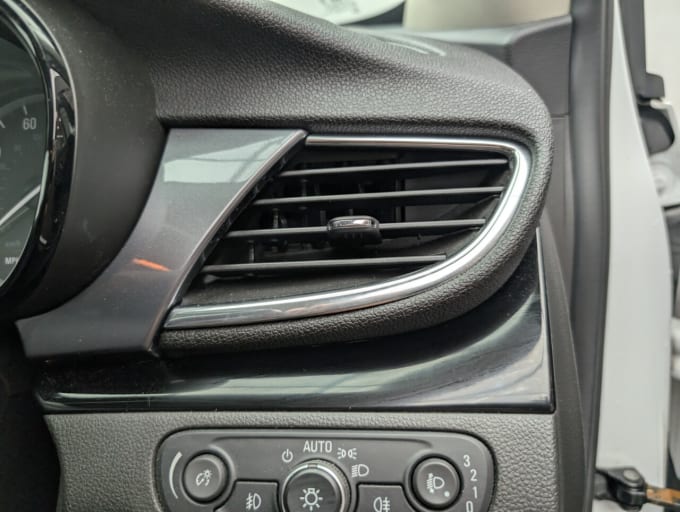 2025 Vauxhall Mokka X