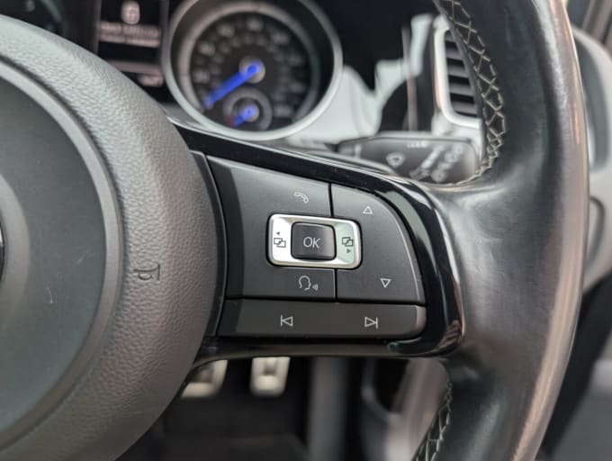 2025 Volkswagen Golf