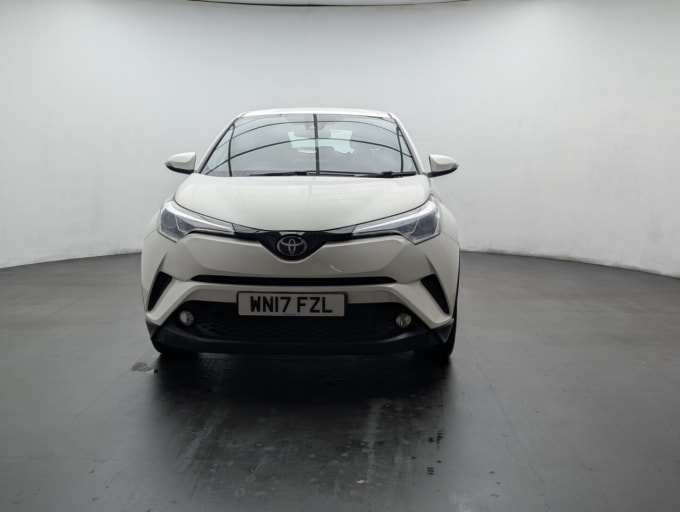2025 Toyota C-hr