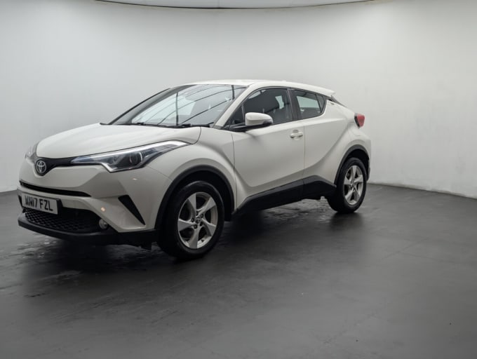 2025 Toyota C-hr