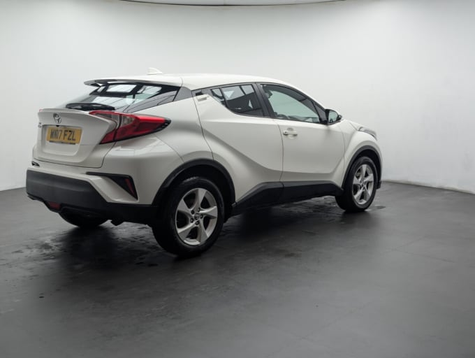 2025 Toyota C-hr