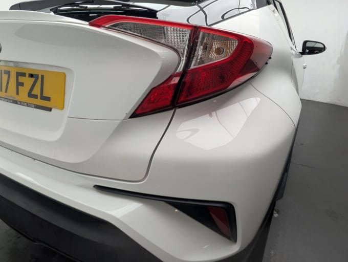 2025 Toyota C-hr