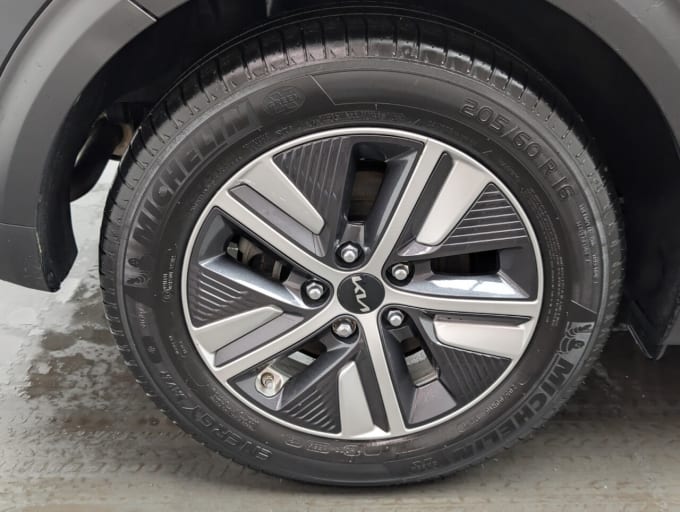 2025 Kia Niro