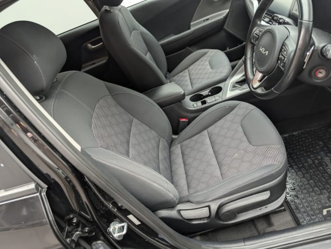 2025 Kia Niro
