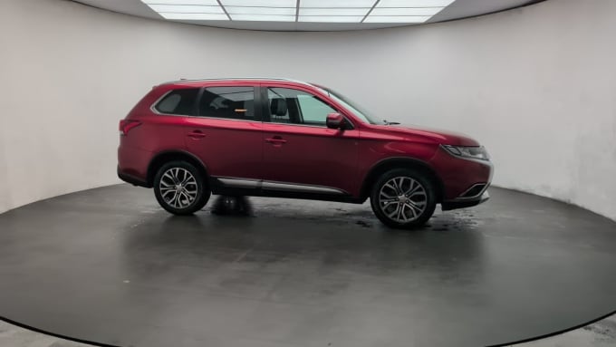 2025 Mitsubishi Outlander